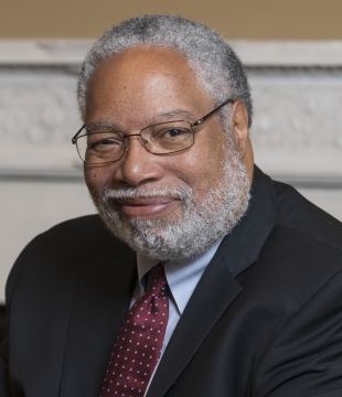 Lonnie Bunch