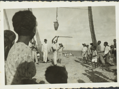 Quebra-Pote. Mar Grande, Bahia, Brazil, 1936. Author: Édison Carneiro. Courtesy of Biblioteca Nacional.